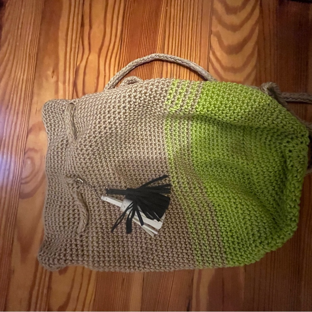 Sak Roots Stylish Green and Tan Crochet Tote Bag